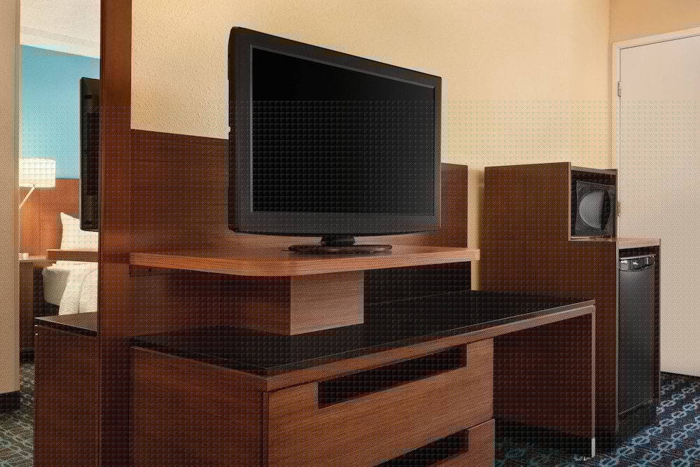 Фото Fairfield Inn & Suites Houston The Woodlands