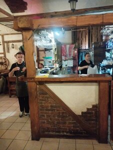 Бир Хаус (Zheleznogorsk, ulitsa Dimitrova, 16с5), bar, pub