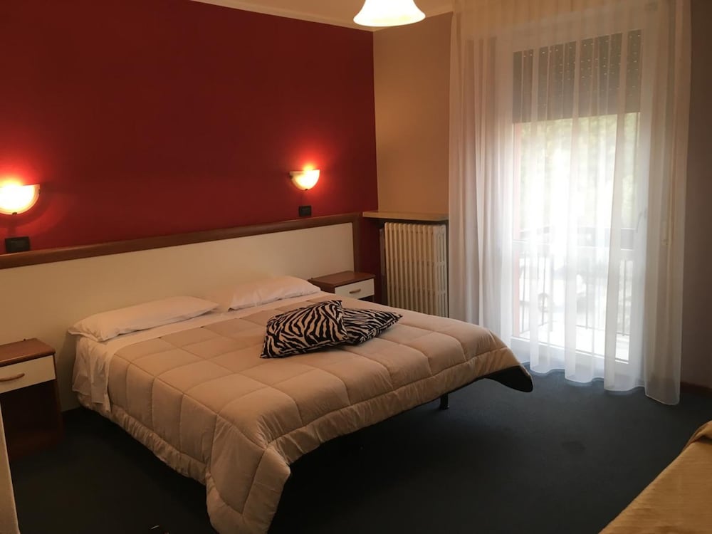 Фото Hotel Cortina