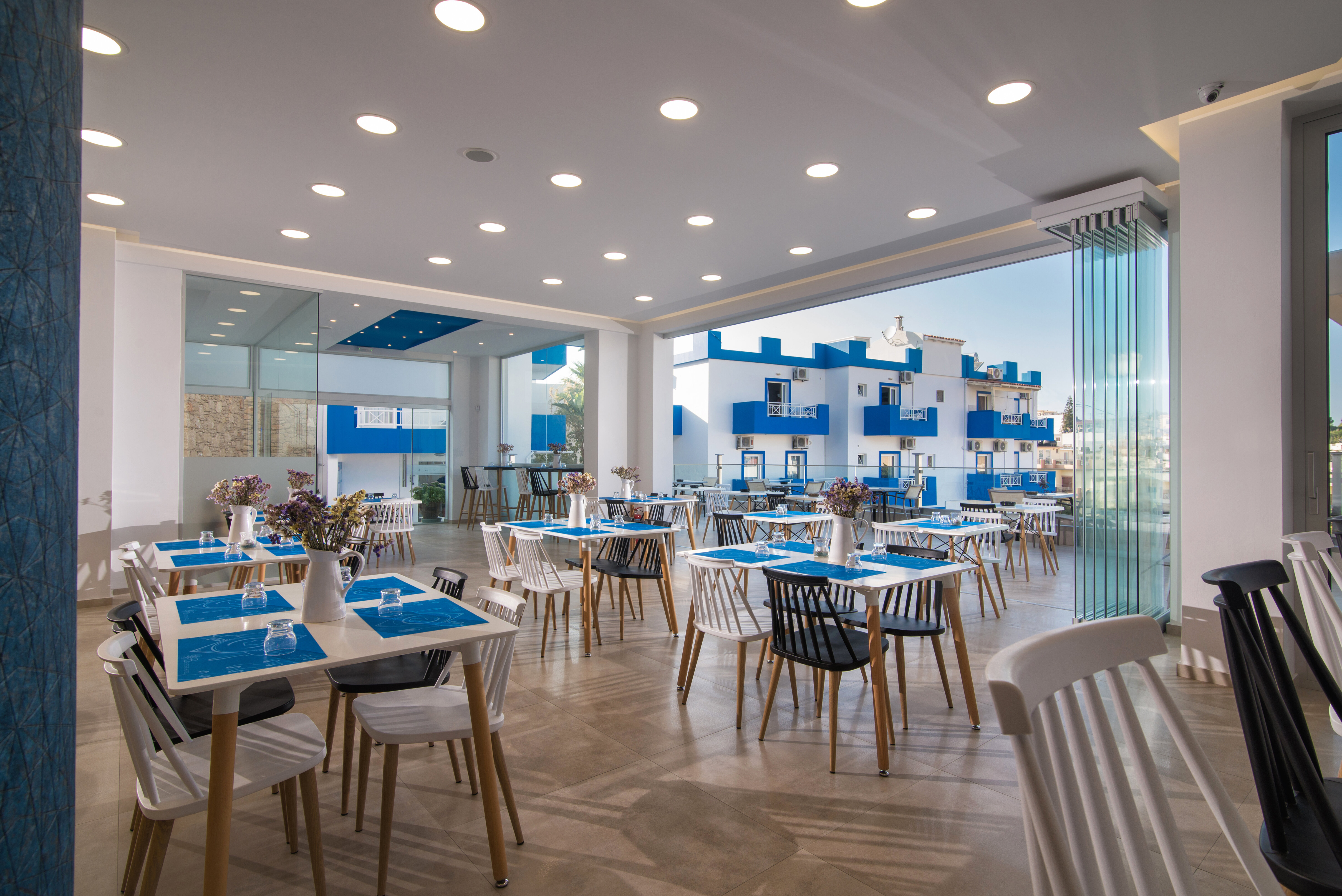 Фото Belvedere Village