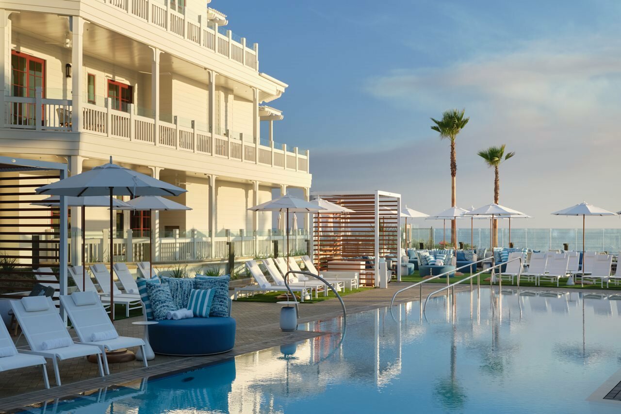 Фото Beach Village at The Del, Curio Collection by Hilton