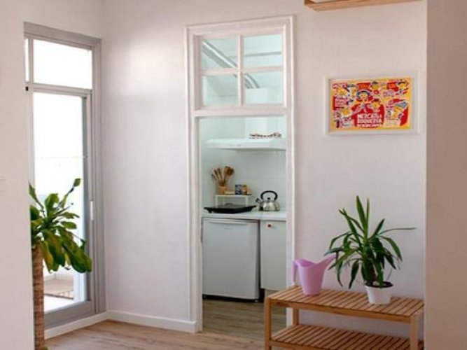 Фото Bed and Beach Barcelona Guesthouse