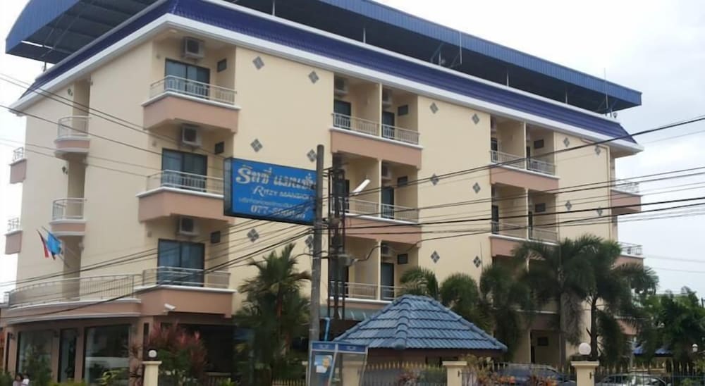 Фото отеля 3