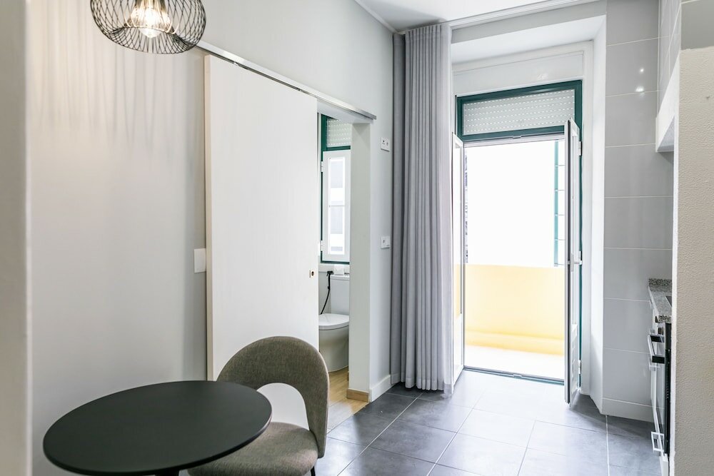 Фото Lisboa 85 Suites & Apartments