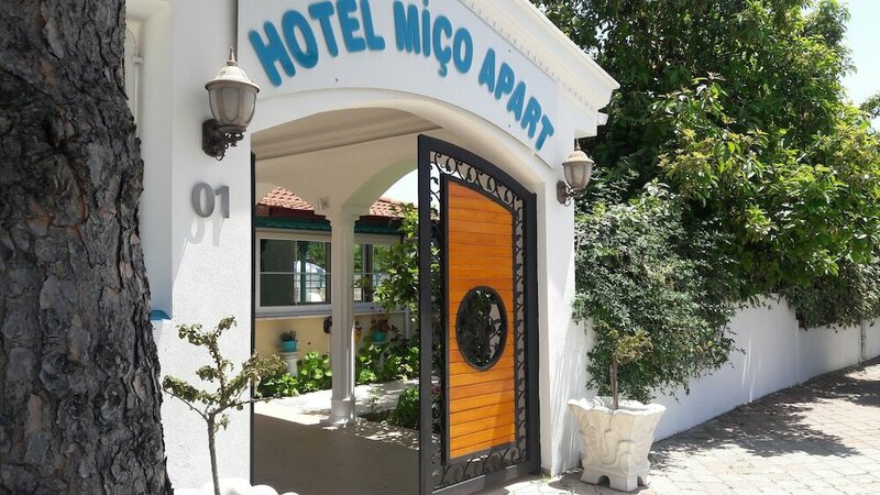 Гостиница Mico в Дальяне
