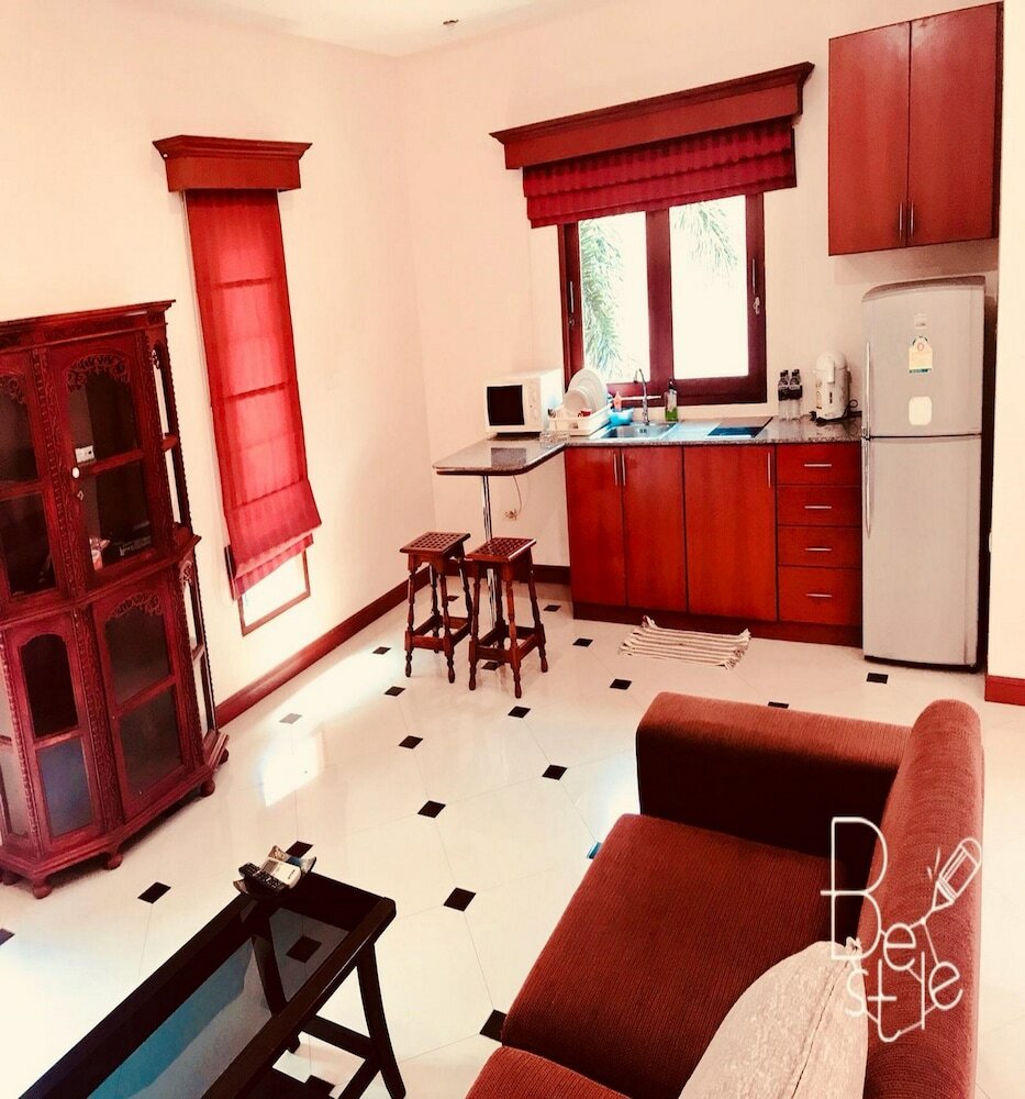 Фото Punyapha Beach Villa