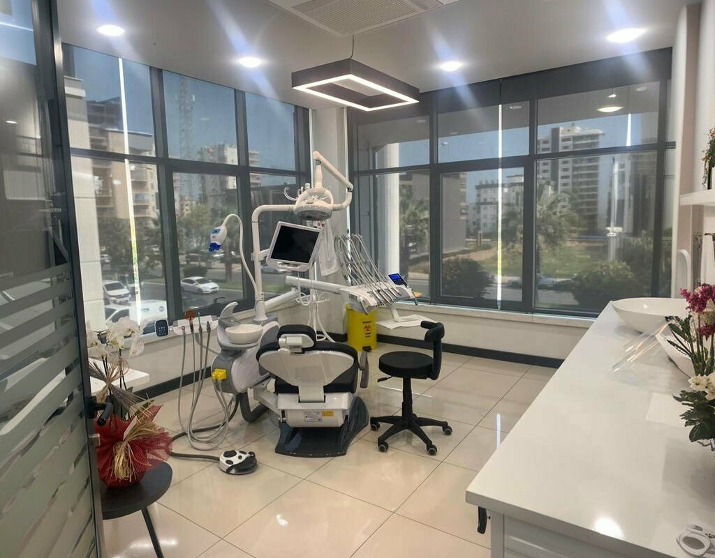 عيادات الأسنان Akya Dent Oral and Dental Health Clinic ، مرسين، صورة