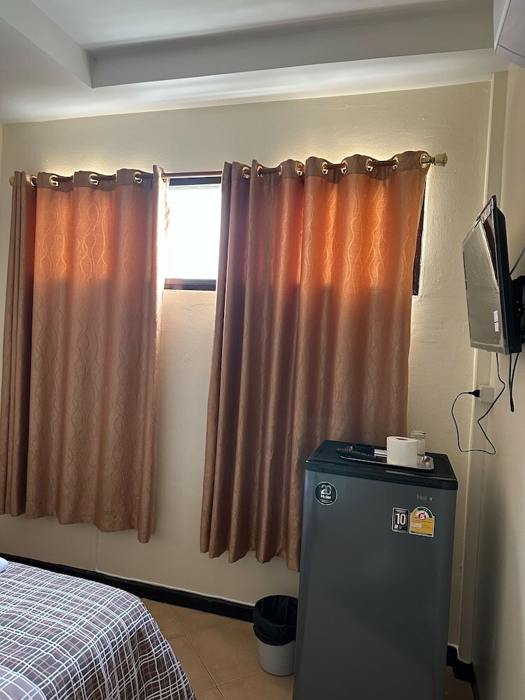 Фото Orchid House