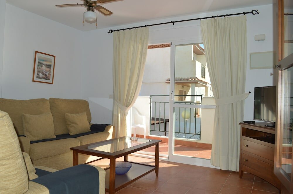 Фото Apartamentos Natura World