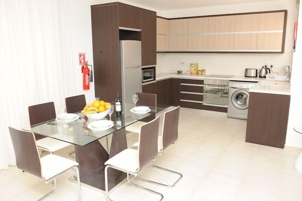 Фото Platzia Beach Villas