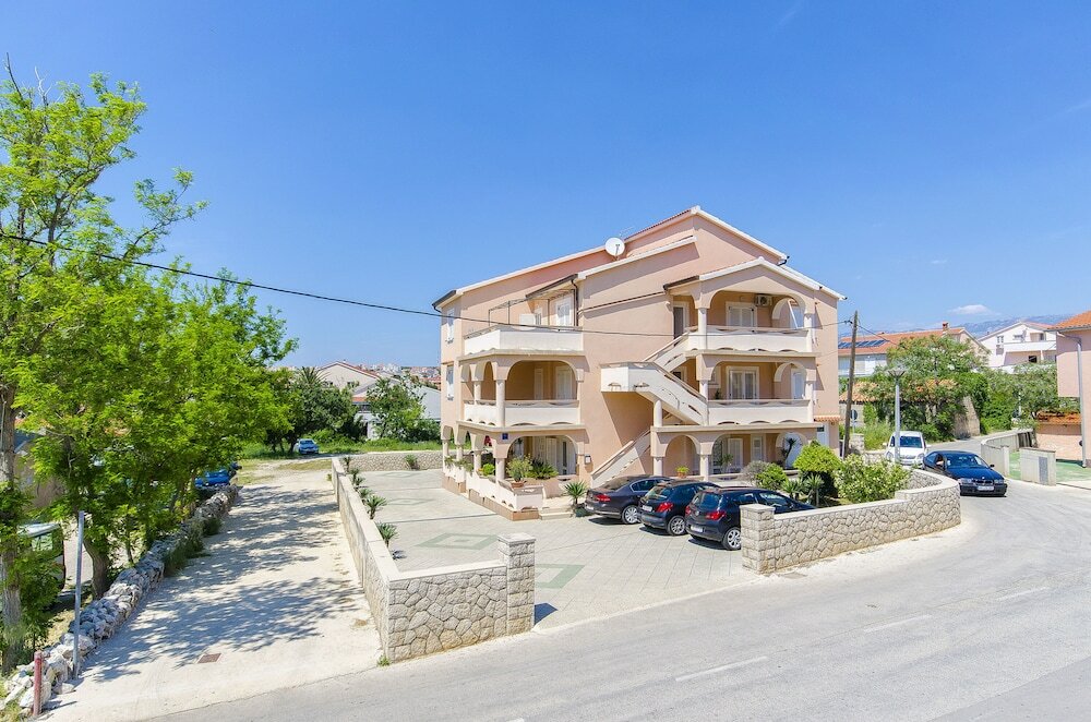 Фото Apartments Biserka