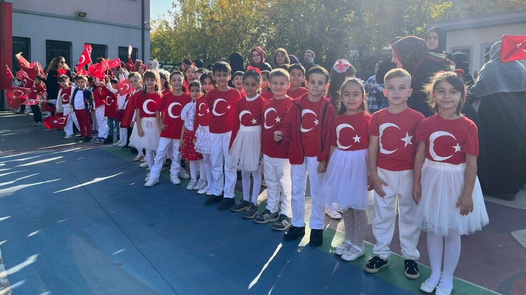 Escuela primaria Colonel Ibrahim Karaoglanoglu Primary School, , foto