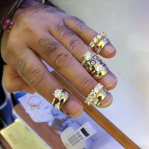 Divan Kuyumculuk Fotoğraf 1