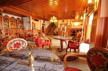 Фото Archontiko Metsovou Boutique Hotel