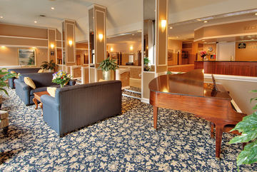 Фото Best Western Plus Carlton Plaza