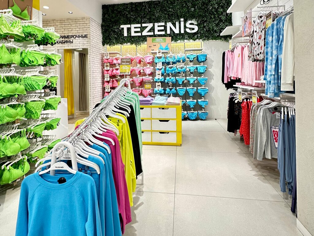 Lingerie and swimwear shop Tezenis, Moscow, photo
