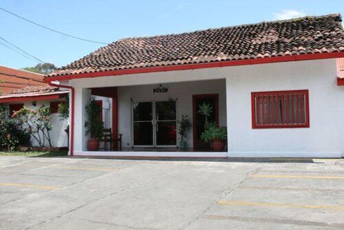 Гостиница Hotel Millenium в Алахуэла