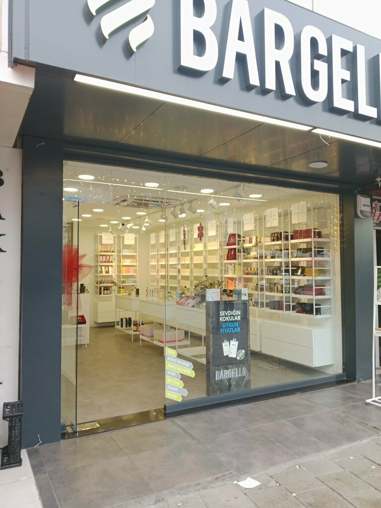 Perfume and cosmetics shop Bargello, Izmir, photo
