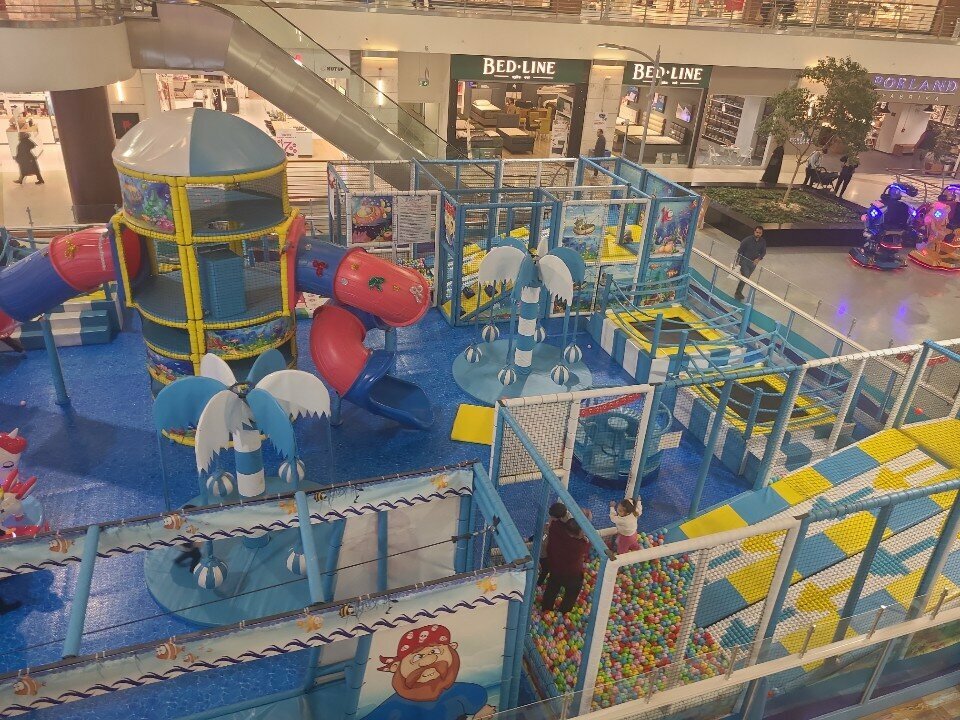 Entertainment center Octopus, Ankara, photo