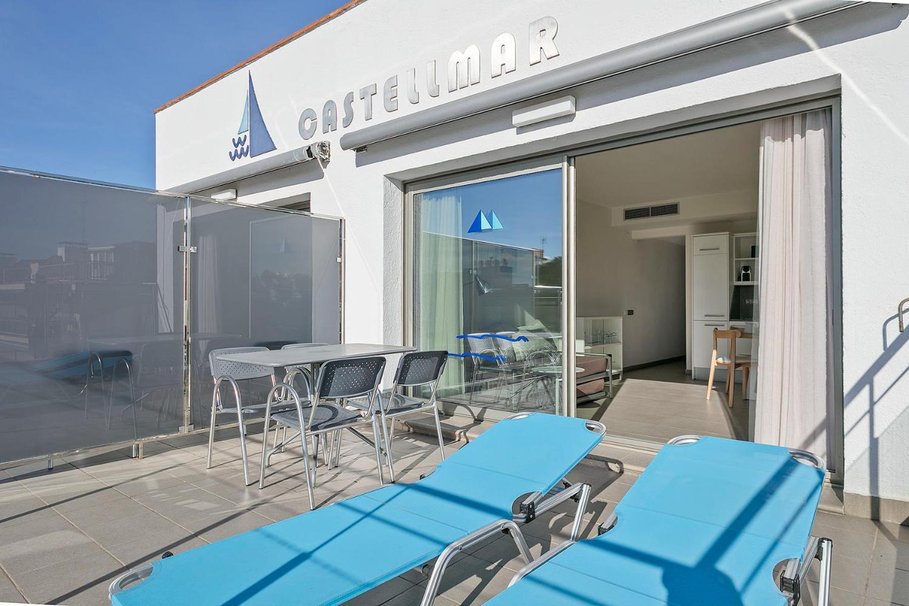 Фото Apartamentos Castellmar