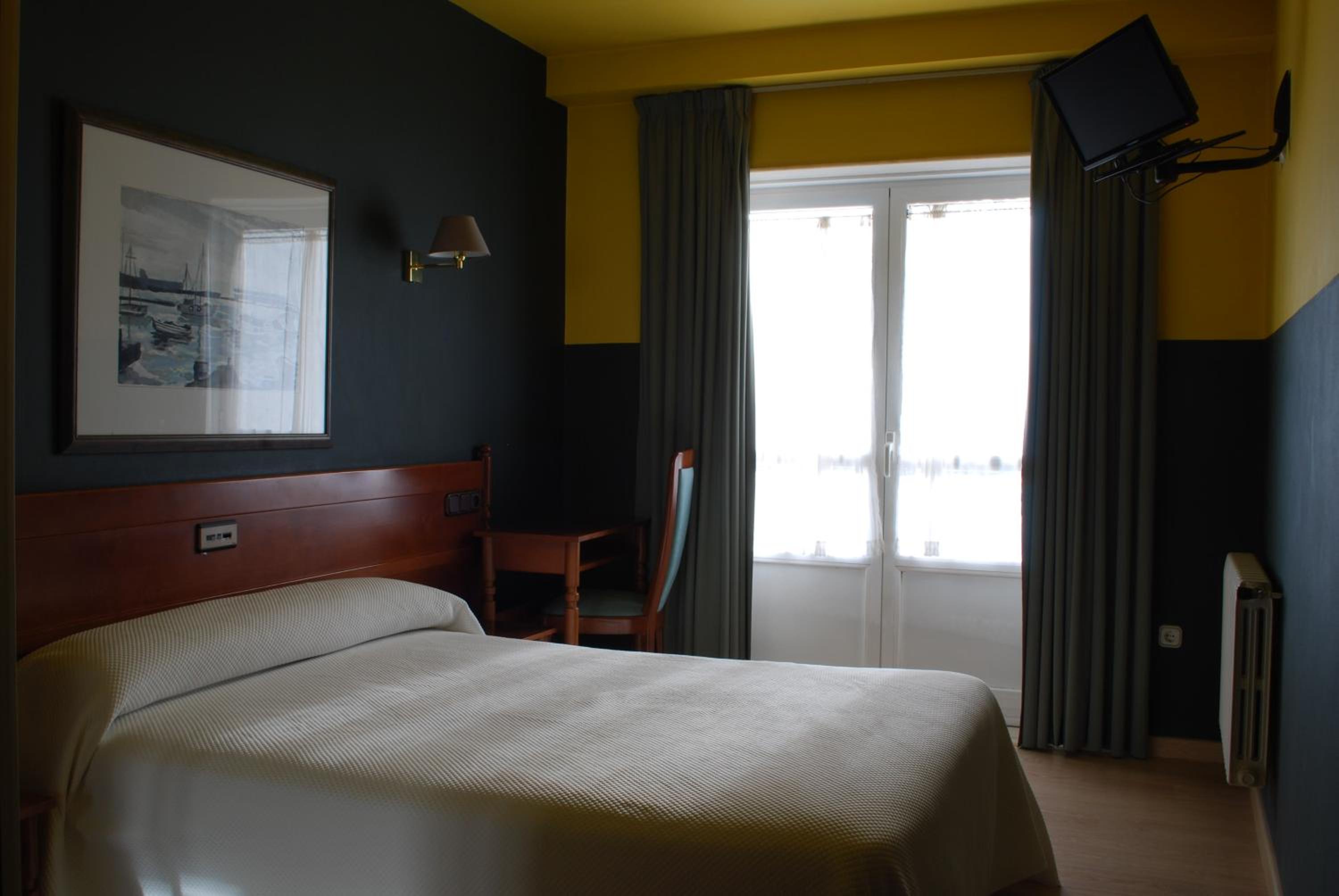 Фото Hotel San Jacobo