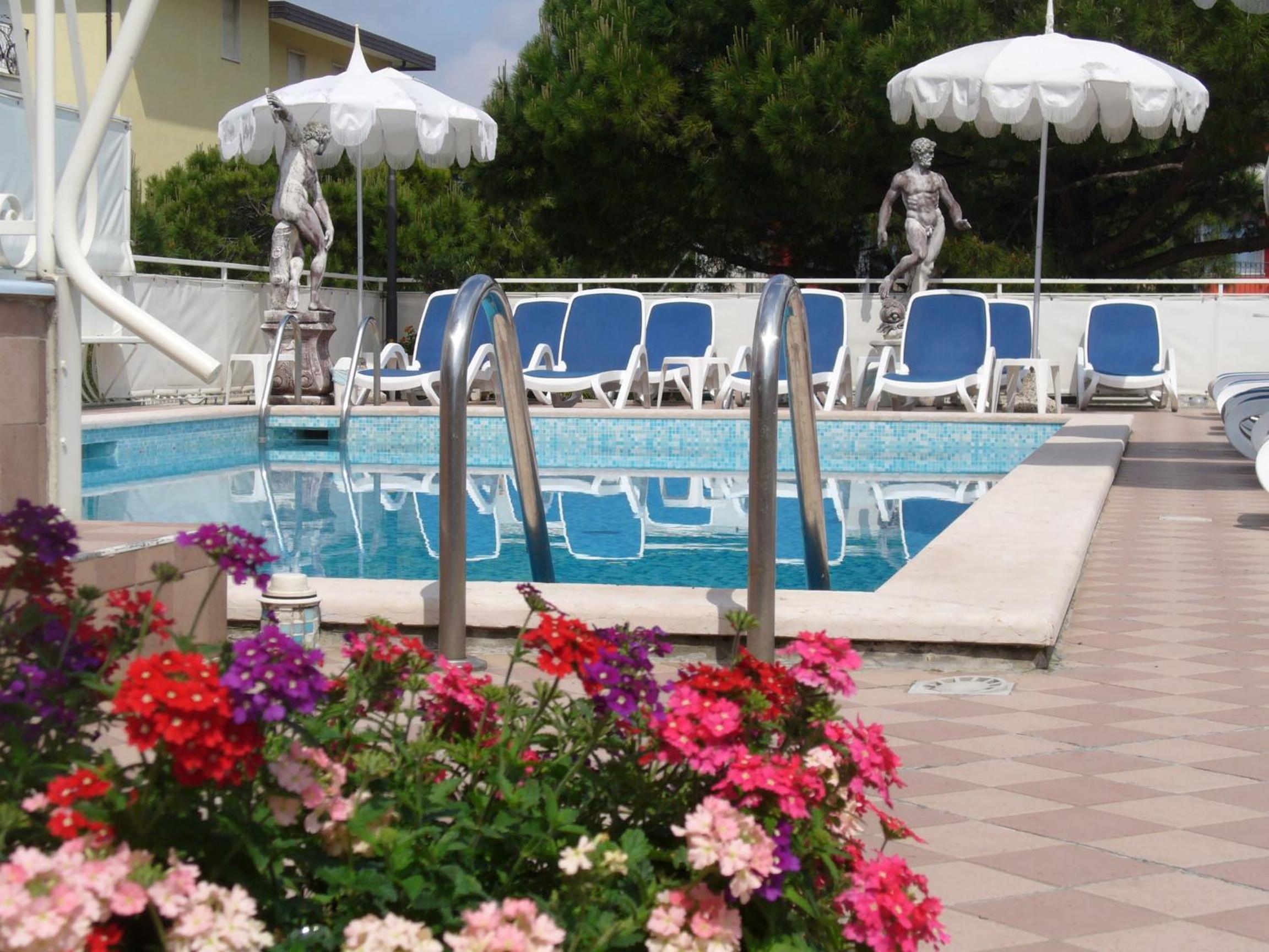 Фото Hotel Trevi