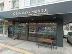 Ozen Real Estate (İzmir, Bornova, Yüzbaşı İbrahim Hakkı Cad., 95/1), agencia inmobiliaria