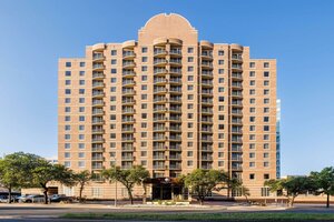 Гостиница DoubleTree Suites by Hilton Hotel Austin