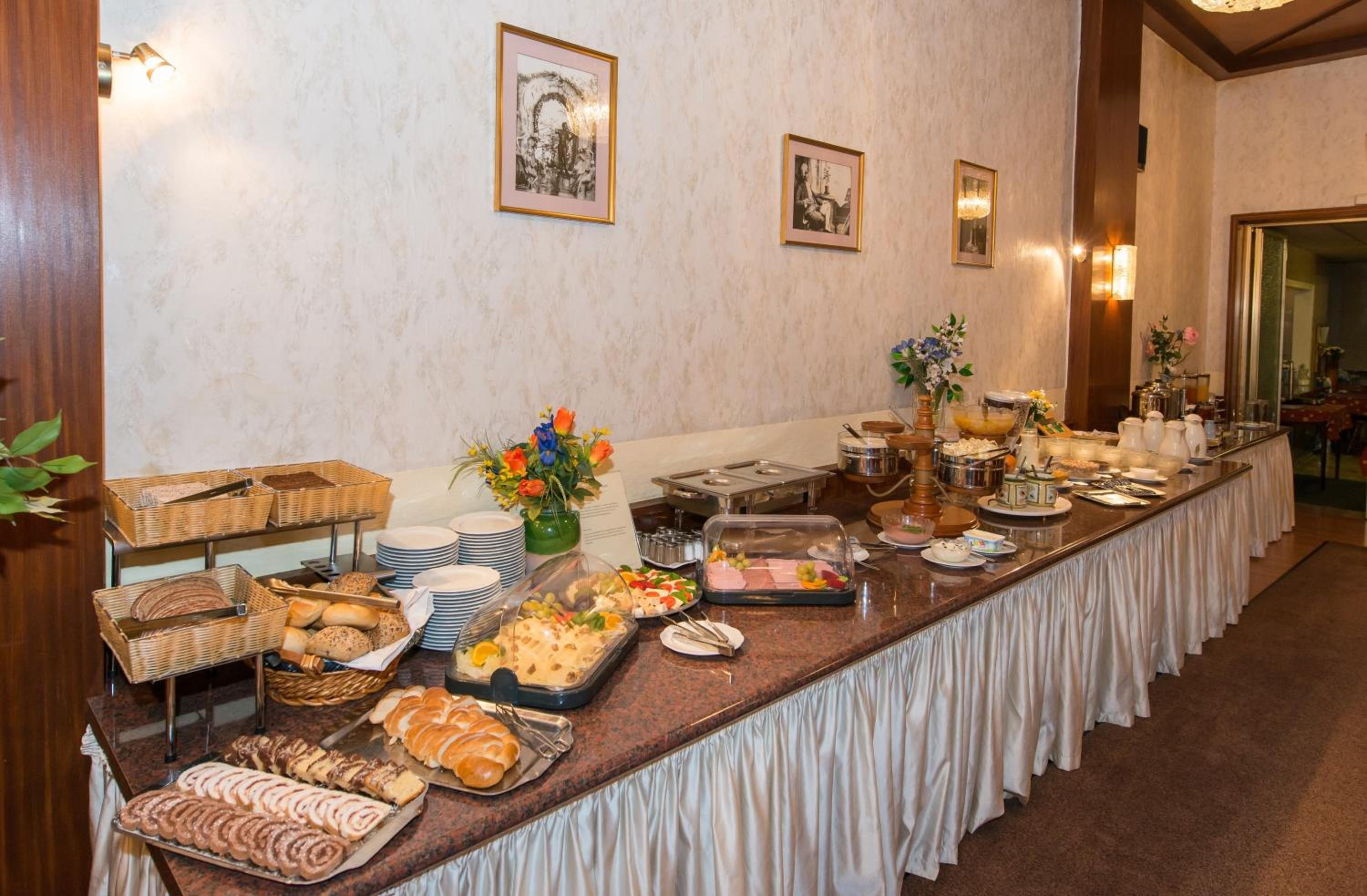 Фото Hotel Mozart