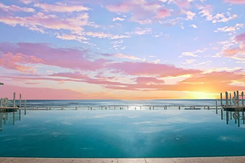 Гостиница Daytona Grande Oceanfront Resort в Дайтона Бич