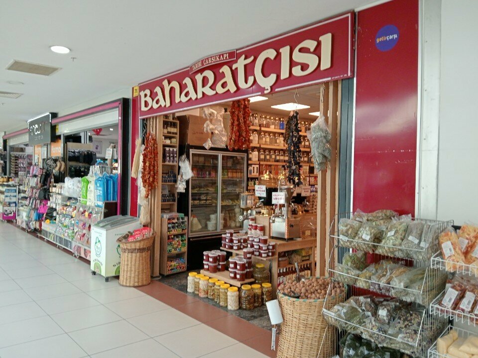 Ingredientes alimentarios y especias Tarihi Carsikapi Baharatcisi, , foto