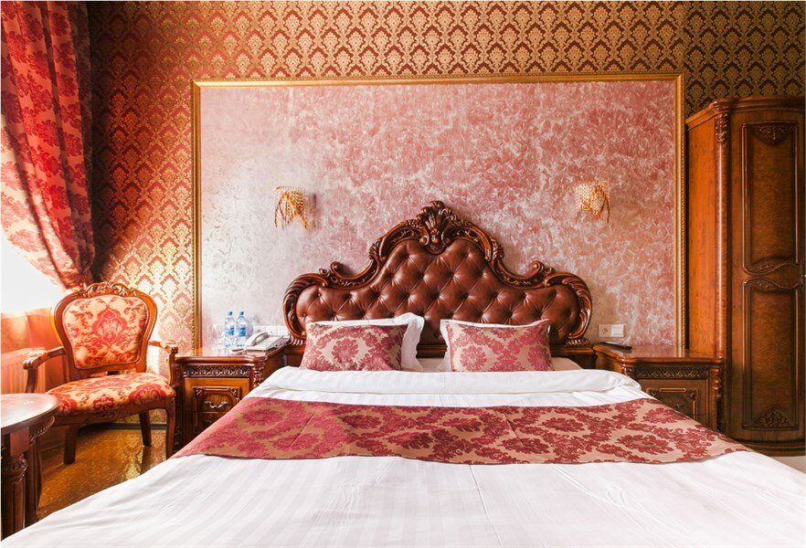 Фото Golden House