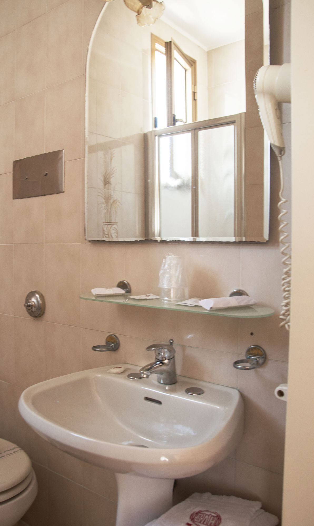 Фото Hotel Villa Serena