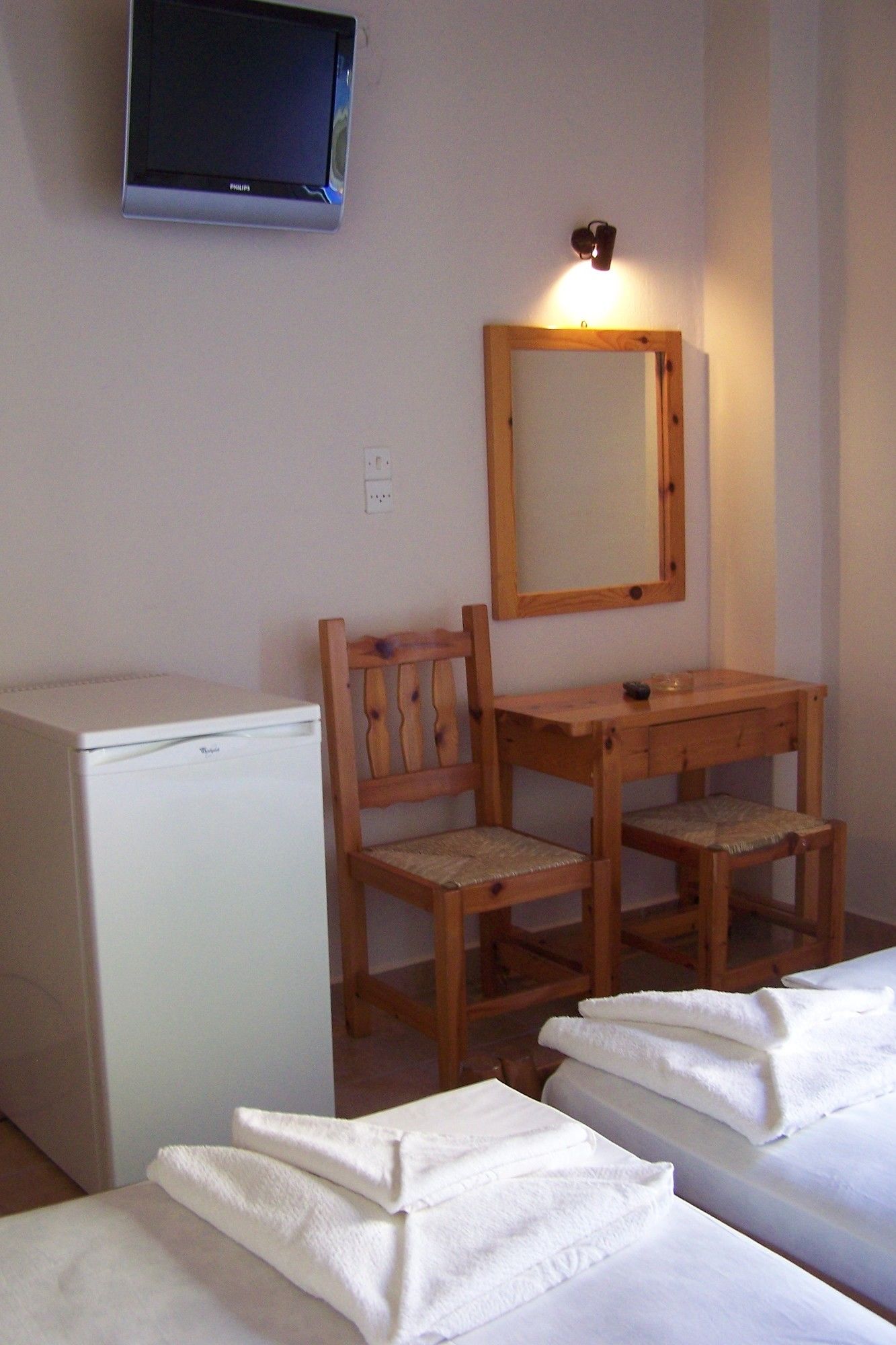 Фото Agia Roumeli Hotel