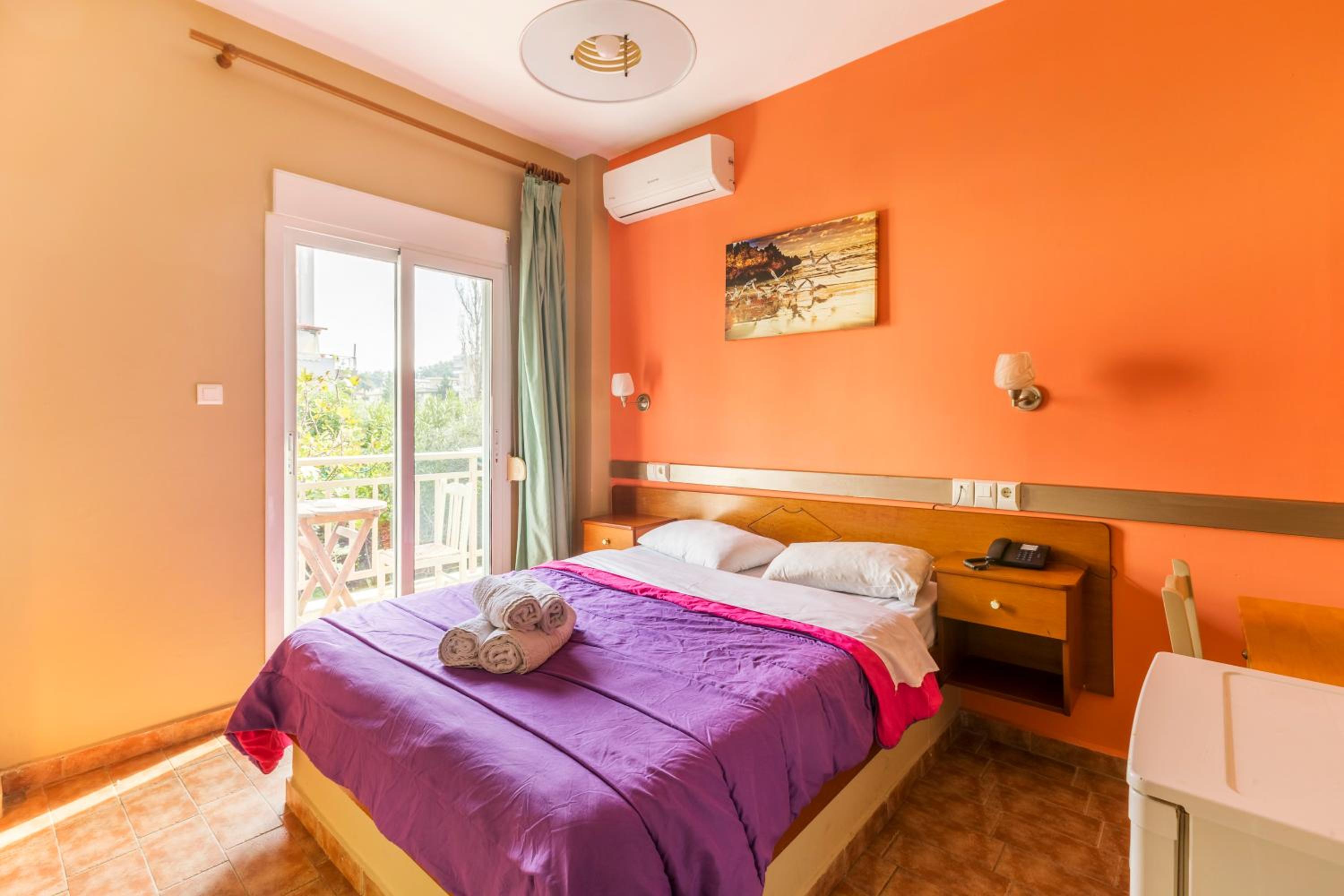 Фото Hotel Almira