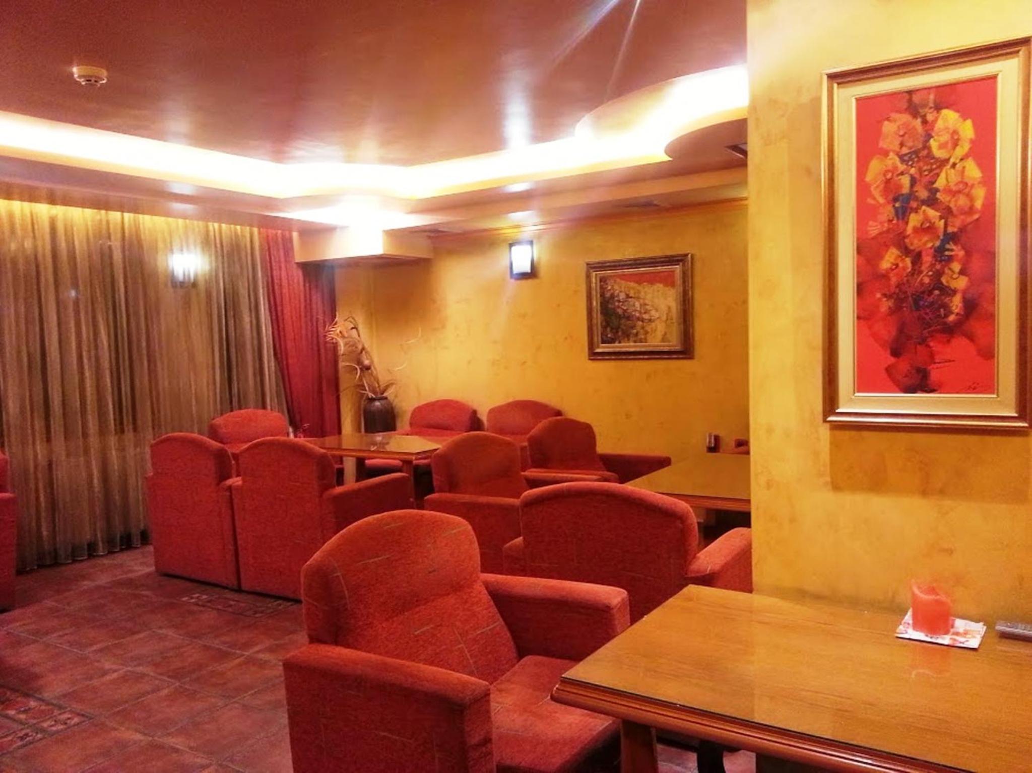 Фото Family Hotel Silvestar