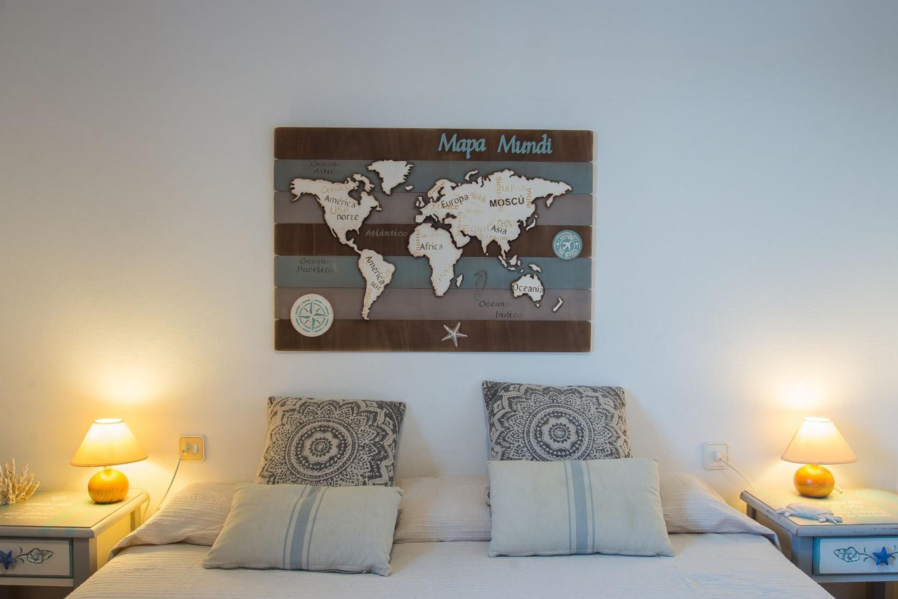 Фото White Sands Beach Club