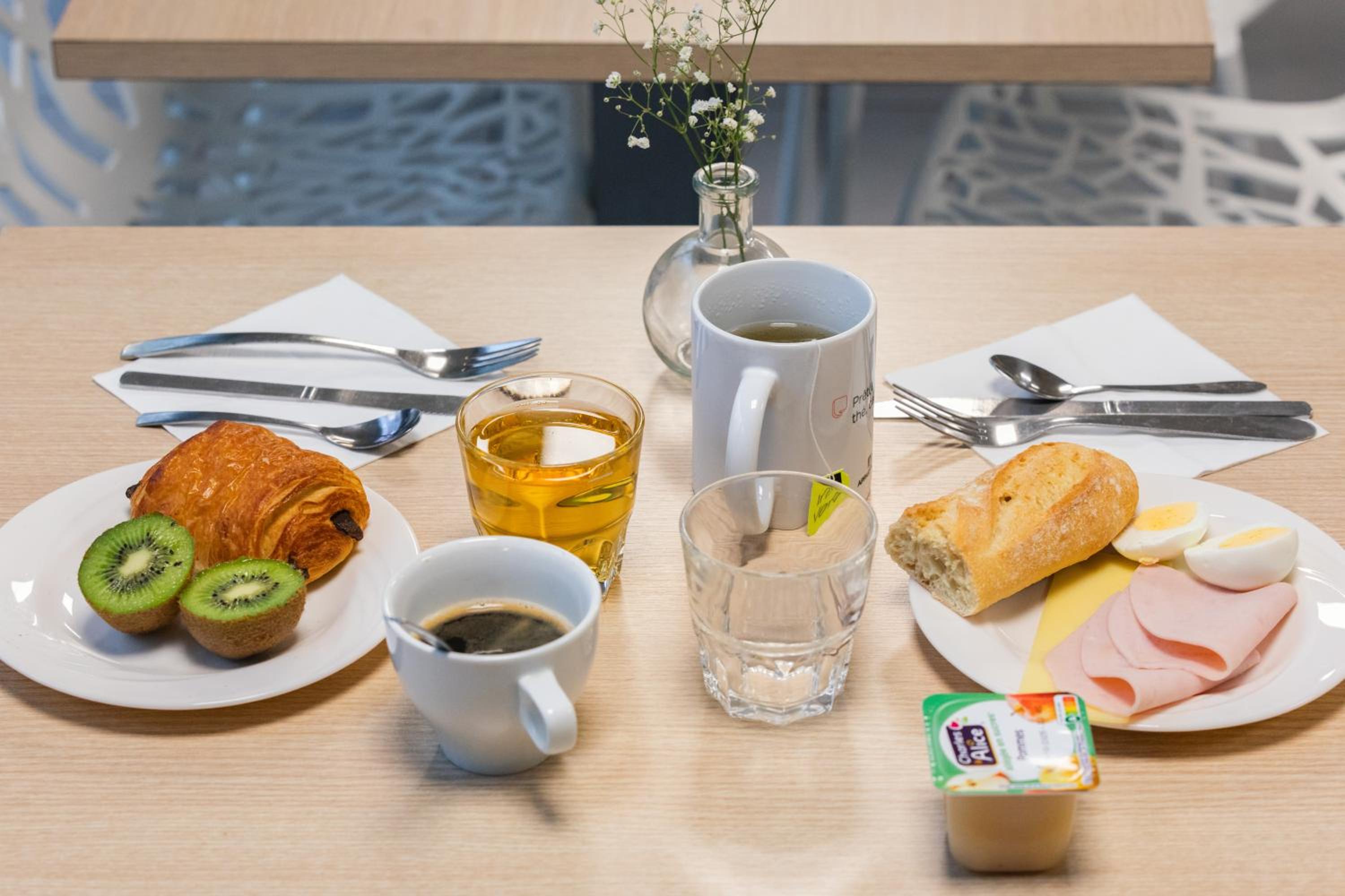 Фото Appart'City Nantes Quais de Loire