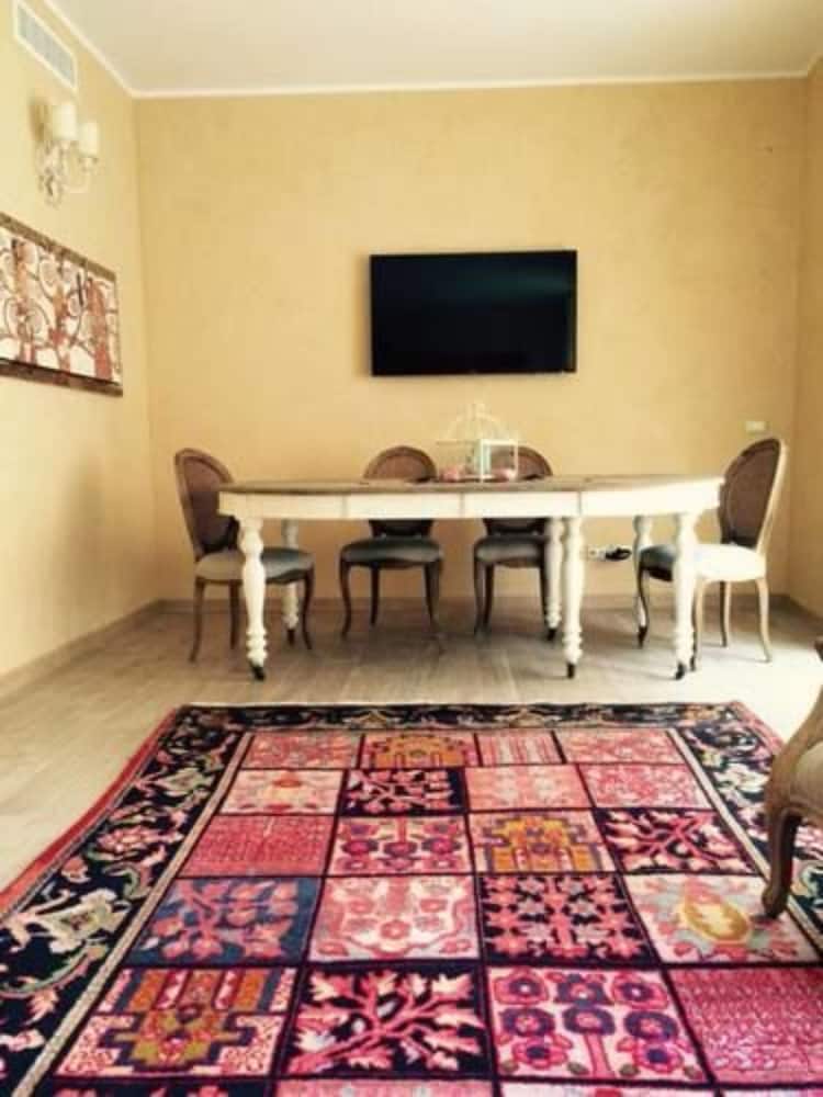 Фото Hotel Borgo Antico