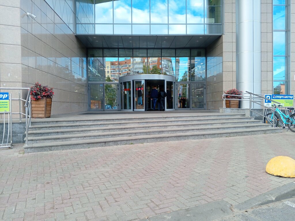 Sportswear and shoes Anta Sports, Arkhangelsk, photo