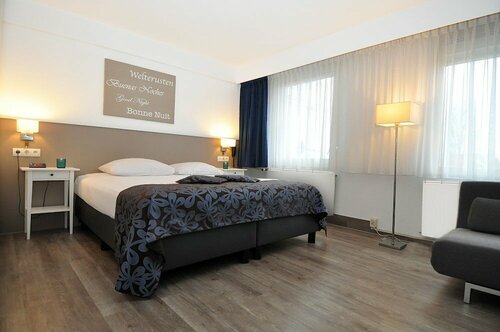 Гостиница Hotel Herbergh Amsterdam Airport