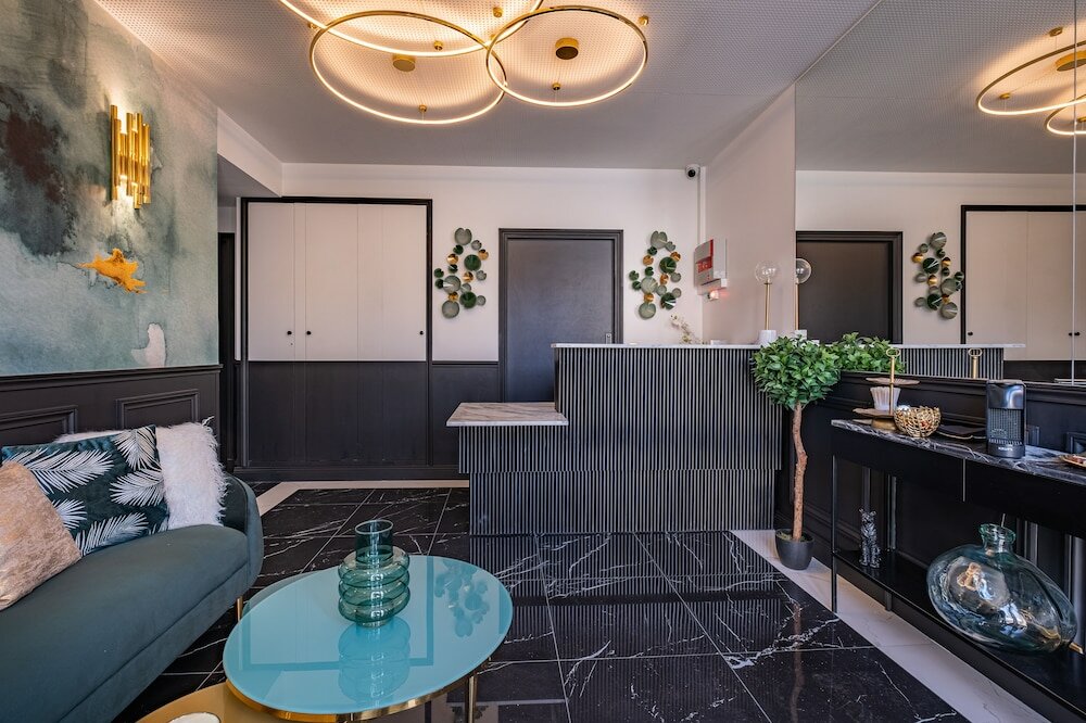 Фото Mijo's Appartements Hôtel