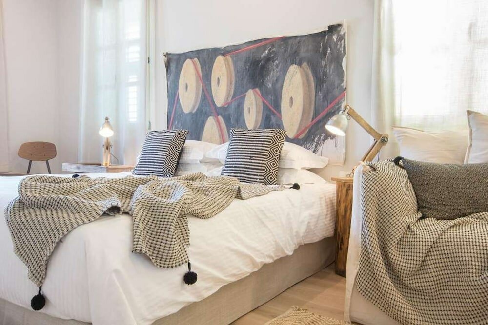 Фото Amymone Suites