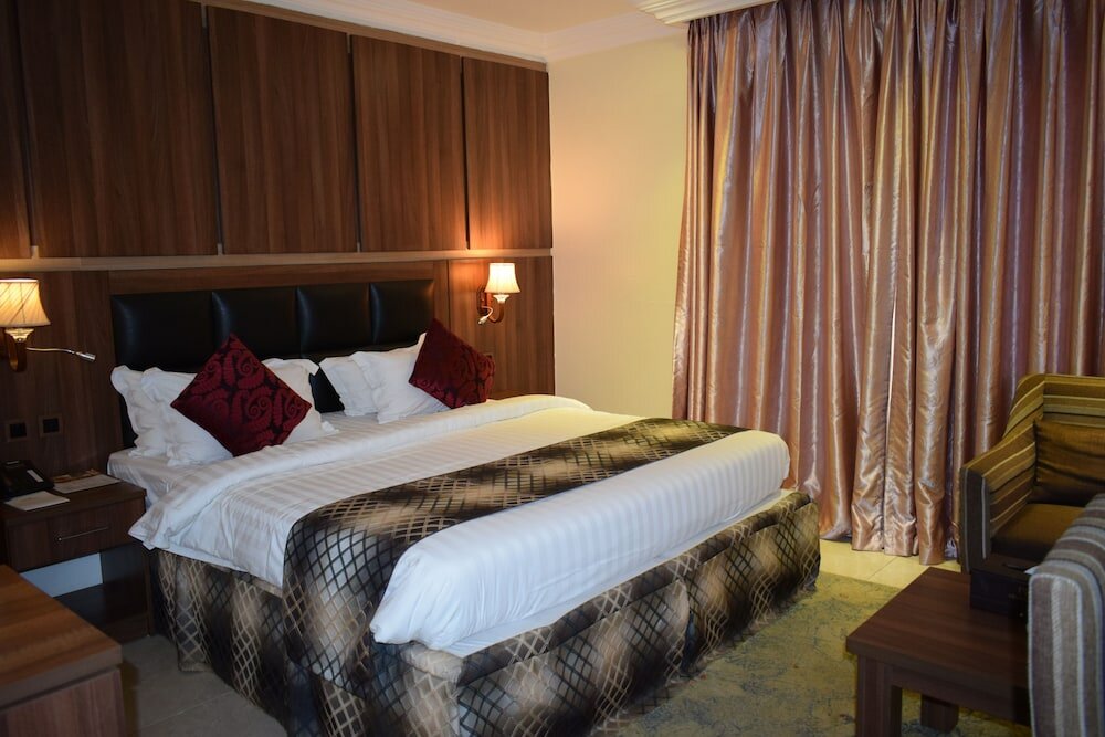 Фото Grand Pela Hotels & Suites