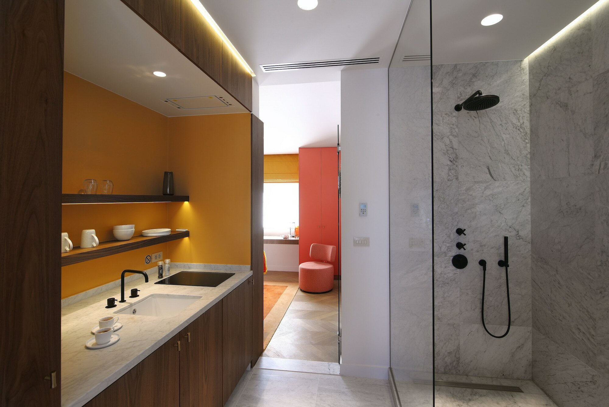 Фото Raphael Suites