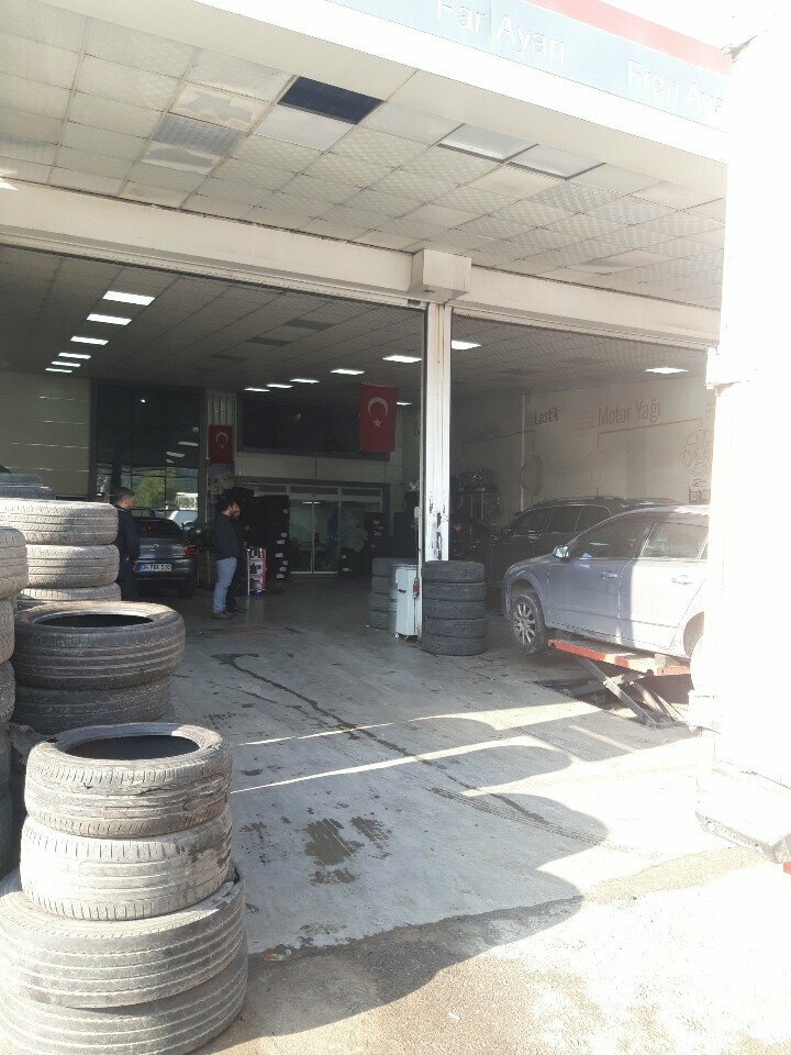 Магазин автозапчастей и автотоваров Bridgestone - Gençel Otomotiv, Измир, фото