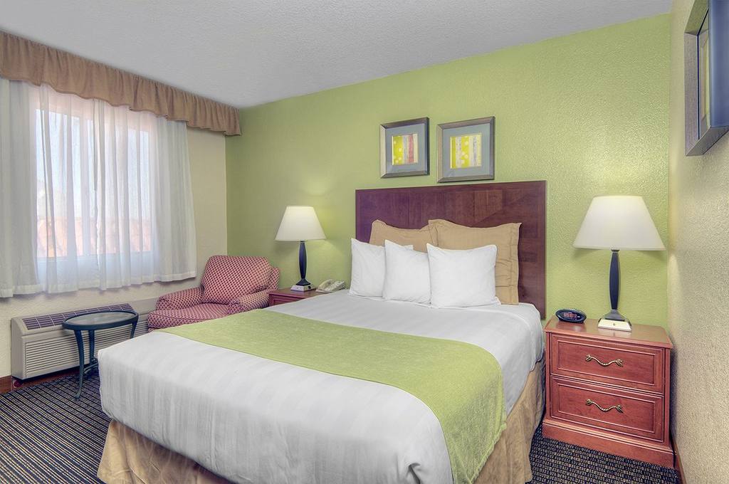 Фото Best Western San Mateo/los Prados Inn