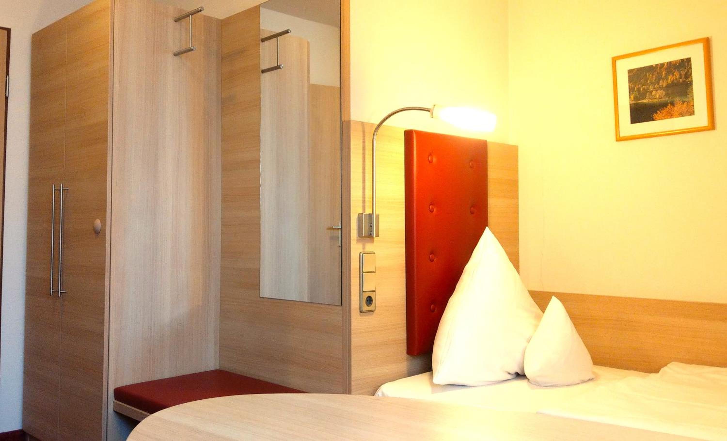 Фото Bruckmayers Hotel Schwan