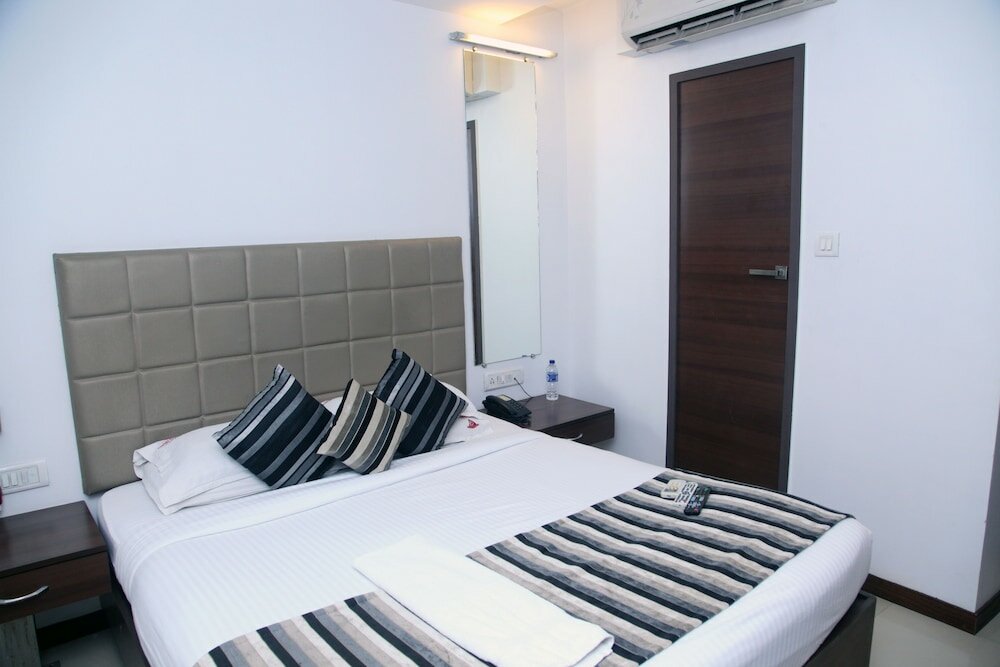 Фото Aboo's Hotel Concord Galaxy