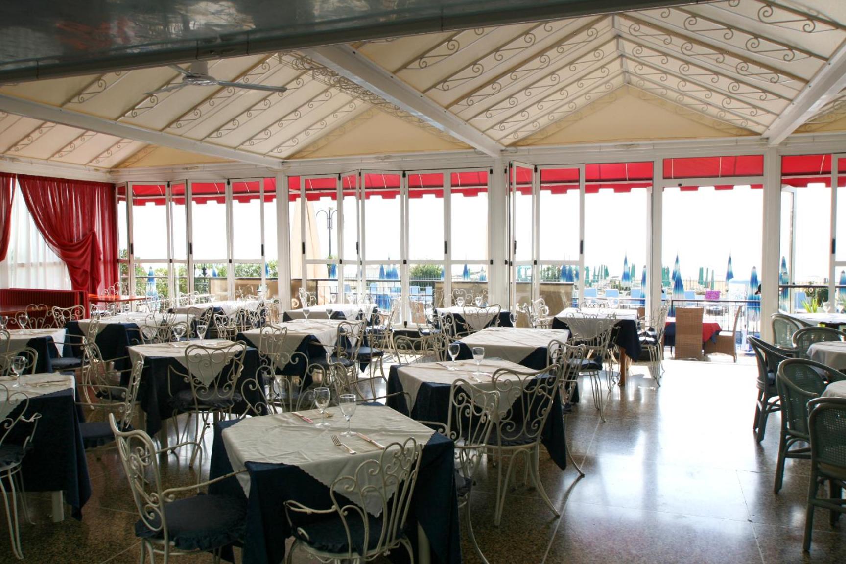 Фото Hotel Elpiro